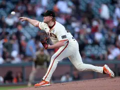 SF Giants offensive woes continue in extra-inning loss to Padres